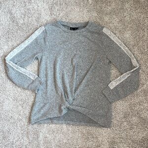 Long sleeve knot front sweatshirt size small